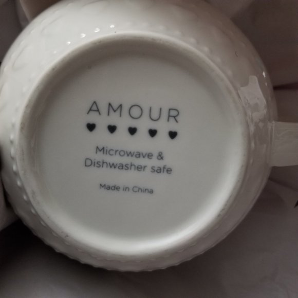 Eaton Fine Dining Embossed Amour Teapot - Picture 7 of 9